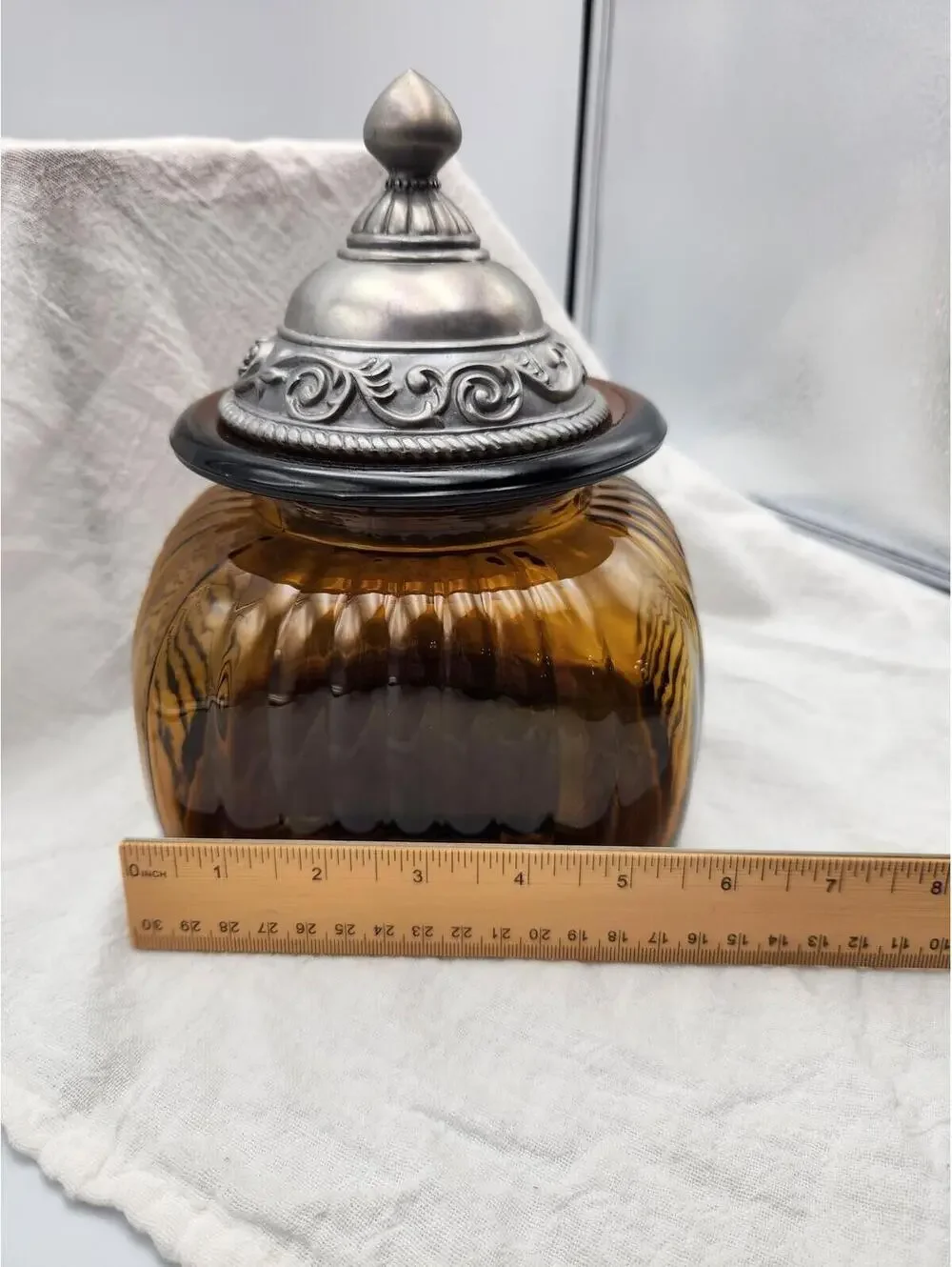 Vintage Style Amber Glass Jar with Ornate Pewter Tone Metal Lid Decorative I3 - Picture 3 of 12